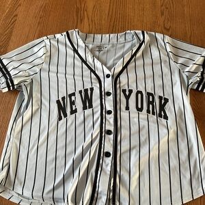 Orange Kiss New York Jersey Striped Black and White size 2xl